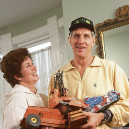 Jerry and his late-wife, Bobbye. Know more about Jerry's first wife, marriage, wedding, meeting, children. and many more